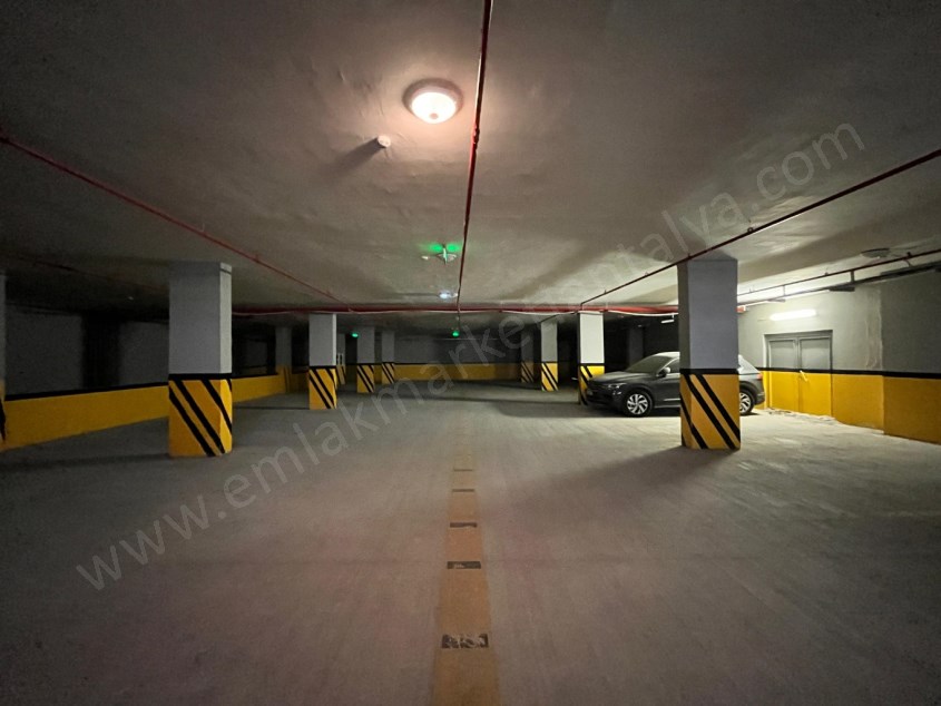 FULL DENİZ MANZARALI PLAZADA KİRALIK OFİS