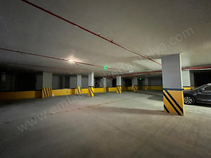 FULL DENİZ MANZARALI PLAZADA KİRALIK OFİS