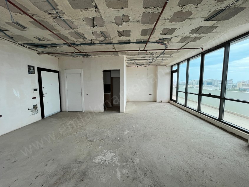 FULL DENİZ MANZARALI PLAZADA KİRALIK OFİS