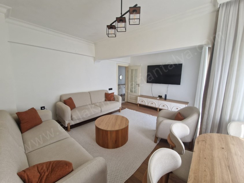 MARKANTALYA YA YAKIN İÇİ YENİLENMİŞ 120 M² SATILIK DAİRE 