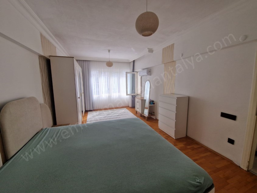 MARKANTALYA YA YAKIN İÇİ YENİLENMİŞ 120 M² SATILIK DAİRE 