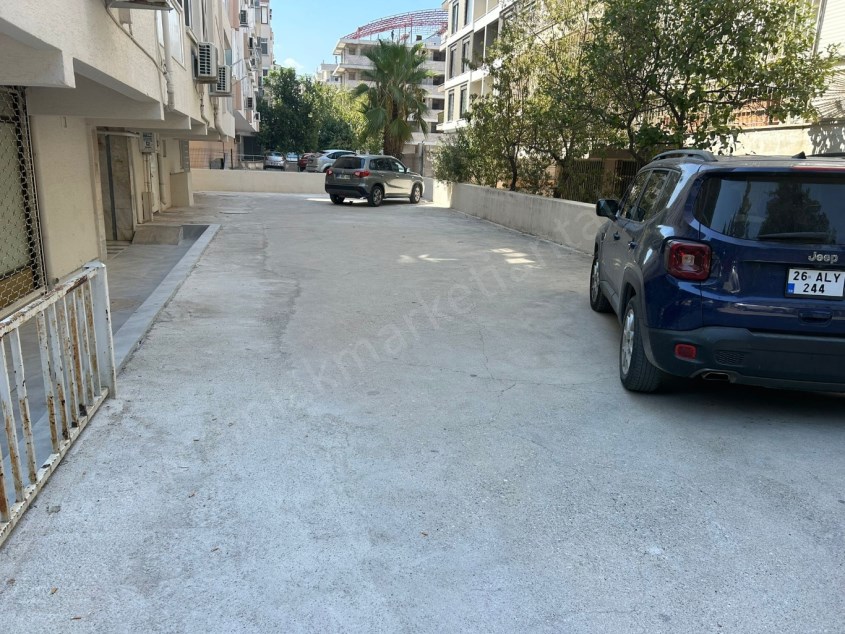 KONYAALTI CADDESİNE 2 SOKAK MESAFEDE, GENİŞ. ASANSÖRLÜ, KATTA 3+1