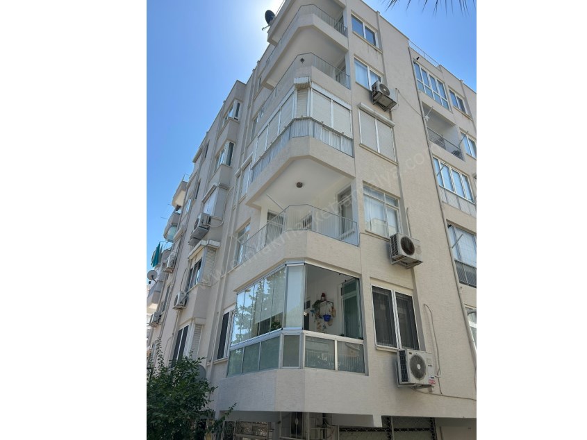 KONYAALTI CADDESİNE 2 SOKAK MESAFEDE, GENİŞ. ASANSÖRLÜ, KATTA 3+1