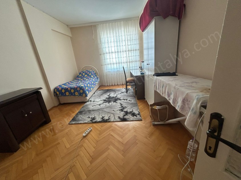 KONYAALTI CADDESİNE 2 SOKAK MESAFEDE, GENİŞ. ASANSÖRLÜ, KATTA 3+1