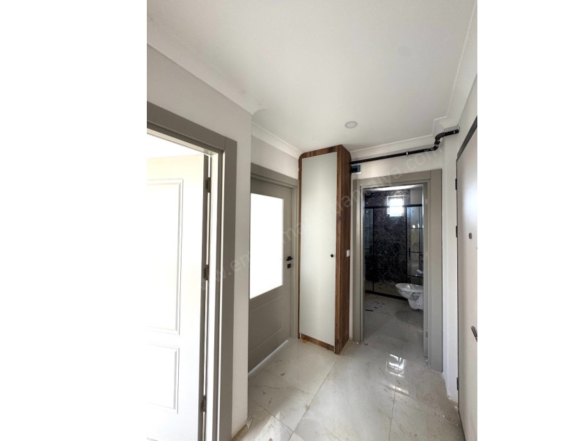 GÜVENLİK MAHALLESİNDE KATTA SIFIR 2+1 FIRSAT DAİRE
