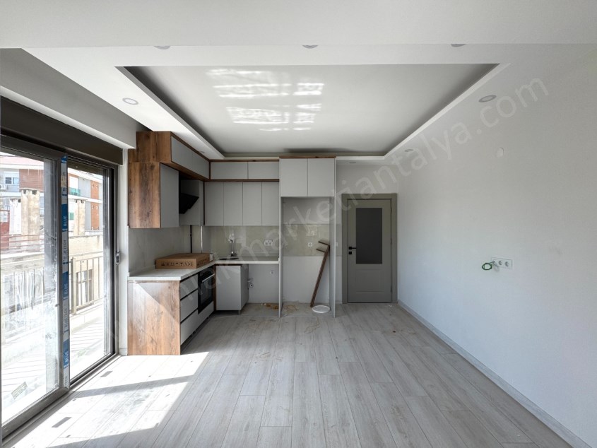 GÜVENLİK MAHALLESİNDE KATTA SIFIR 2+1 FIRSAT DAİRE