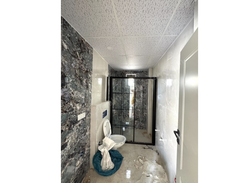 GÜVENLİK MAHALLESİNDE 1+1 GENİŞ KULLANIŞLI SATILIK DAİRE