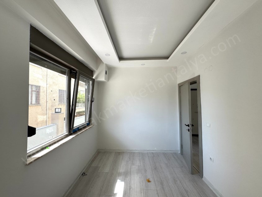 GÜVENLİK MAHALLESİNDE 1+1 GENİŞ KULLANIŞLI SATILIK DAİRE