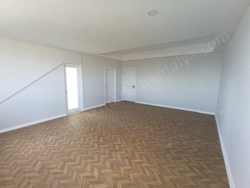 ŞELALEDE 200 M² , 4+1 MUHTEŞEM, MANZARALI SIFIR DUBLEKS DAİRE  