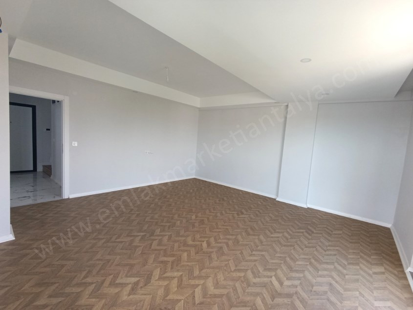 ŞELALEDE 200 M² , 4+1 MUHTEŞEM, MANZARALI SIFIR DUBLEKS DAİRE  