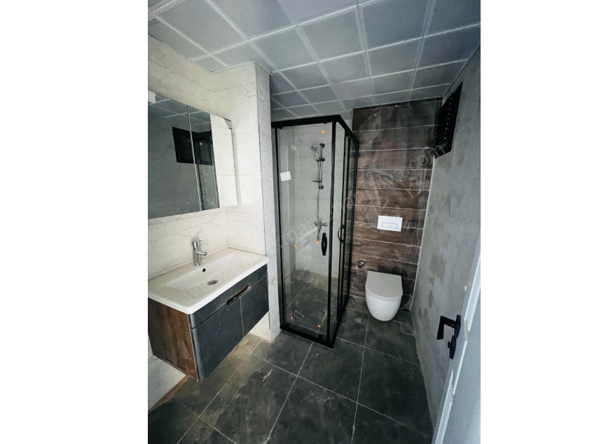 LÜKS SİTE İÇERİSİNDE AYRI MUTFAKLI MANZARALI 2+1 DAİRE