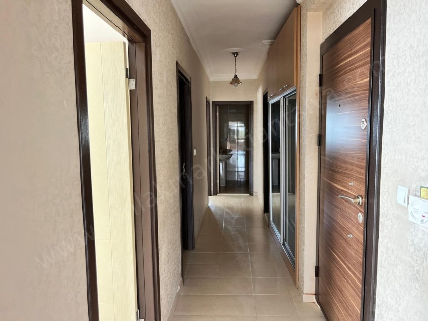 ASANSÖRLÜ AYRI MUTFAKLI DOĞALGAZ KAPIDA 3 BALKON 2 WC