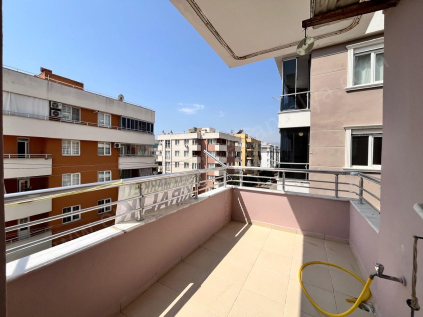 ASANSÖRLÜ AYRI MUTFAKLI DOĞALGAZ KAPIDA 3 BALKON 2 WC