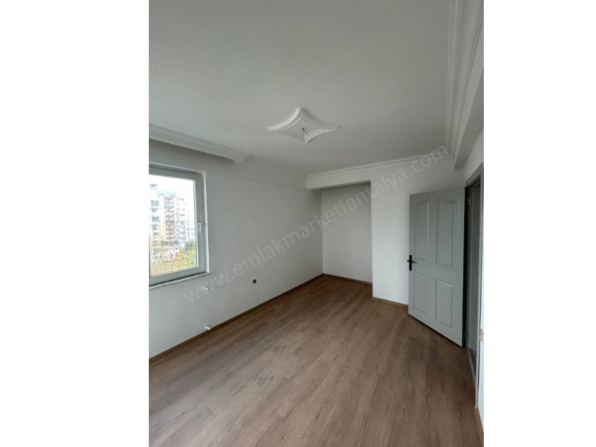 GÜZELOBADA DENİZE YAKIN TADİLATLI 3+1 DAİRE 