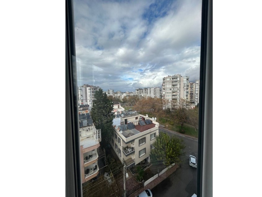 GÜZELOBADA DENİZE YAKIN TADİLATLI 3+1 DAİRE 