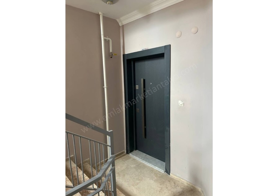 GÜZELOBADA DENİZE YAKIN TADİLATLI 3+1 DAİRE 