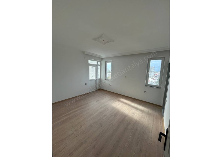 GÜZELOBADA DENİZE YAKIN TADİLATLI 3+1 DAİRE 
