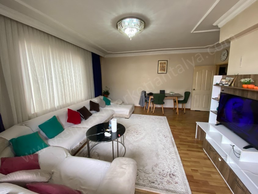 TRAMVAY YAKINI GENİŞ 2+1