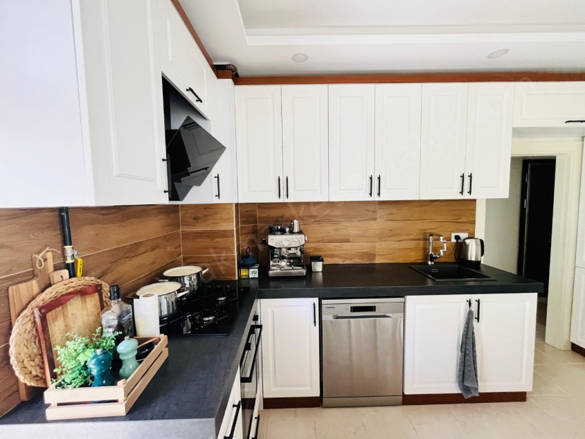 DENİZE YÜRÜME MESAFESİNDE DOĞALGAZLI MASRAFSIZ DAİRE 