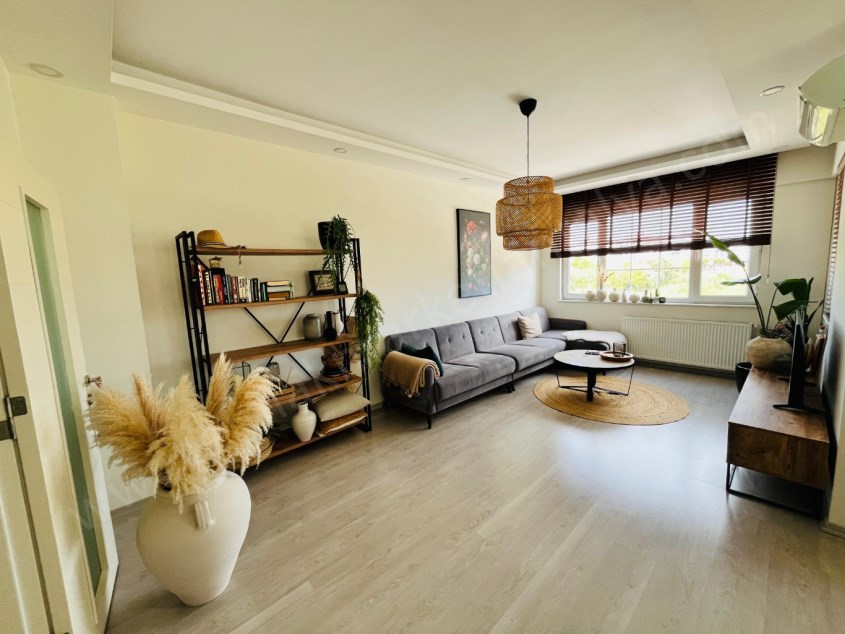 DENİZE YÜRÜME MESAFESİNDE DOĞALGAZLI MASRAFSIZ DAİRE 