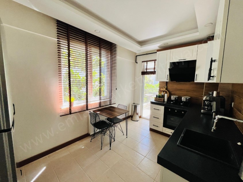 DENİZE YÜRÜME MESAFESİNDE DOĞALGAZLI MASRAFSIZ DAİRE 