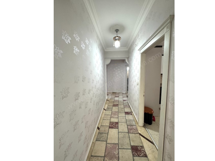  DEMİREL MAHALLESİNDE TRAMVAY YAKINI MASRAFSIZ FIRSAT 3+1 ARAKAT DAİRE
