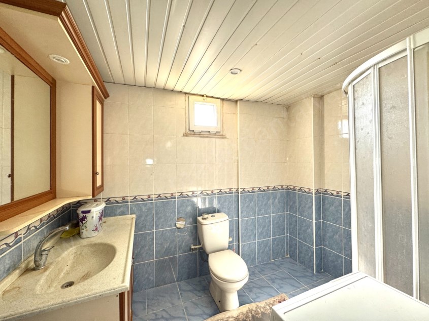  DEMİREL MAHALLESİNDE TRAMVAY YAKINI MASRAFSIZ FIRSAT 3+1 ARAKAT DAİRE