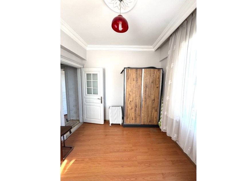  DEMİREL MAHALLESİNDE TRAMVAY YAKINI MASRAFSIZ FIRSAT 3+1 ARAKAT DAİRE
