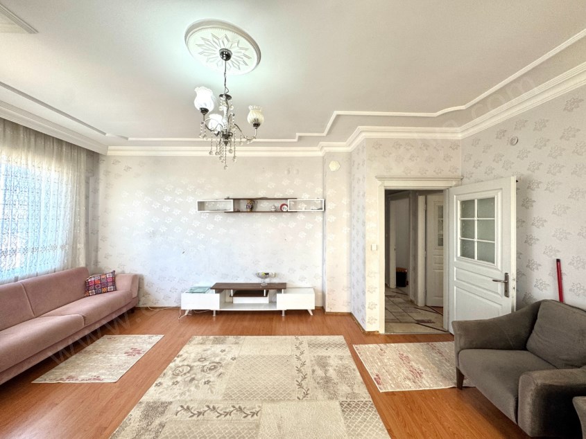  DEMİREL MAHALLESİNDE TRAMVAY YAKINI MASRAFSIZ FIRSAT 3+1 ARAKAT DAİRE