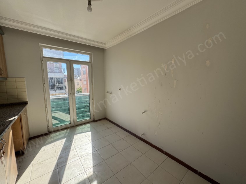 YENİGÜN MRK. KONUM ARAKATTA GENİŞ FIRSAT ASANSÖRLÜ 3+1 DAİRE 