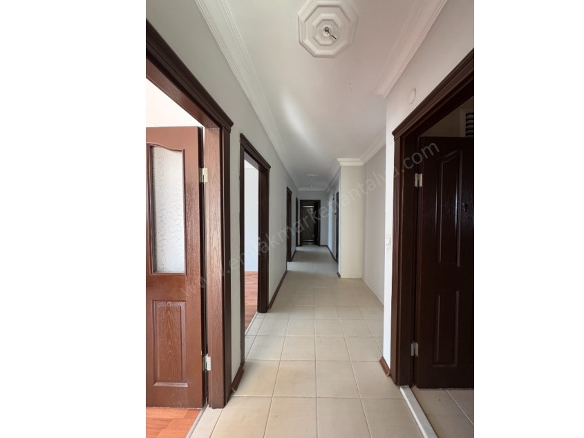 YENİGÜN MRK. KONUM ARAKATTA GENİŞ FIRSAT ASANSÖRLÜ 3+1 DAİRE 
