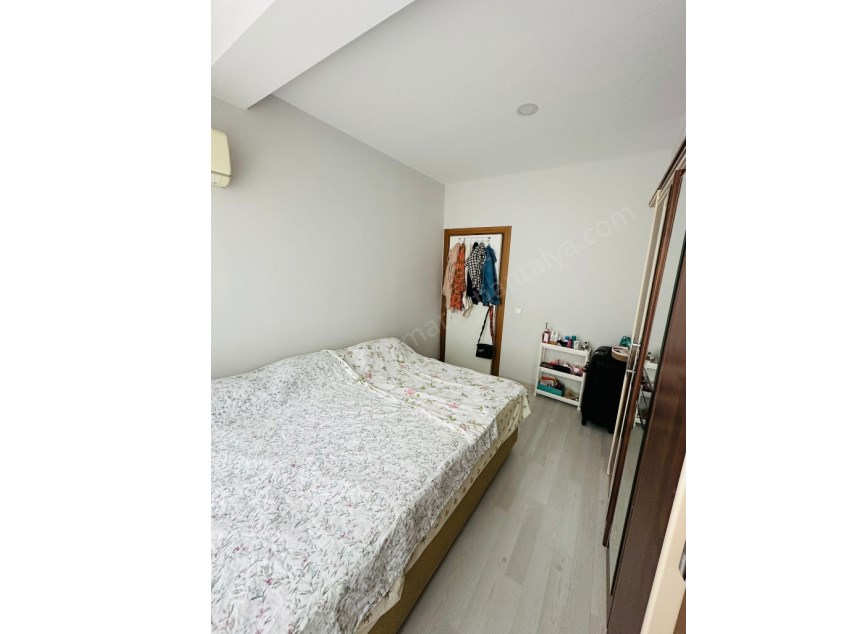 KIZILTOPRAK ŞEHİTLER PARKI YAKINI KATTA FIRSAT 2+1 DAİRE 