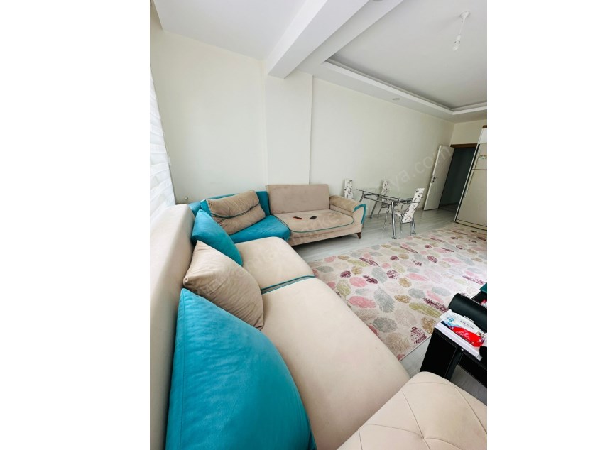 KIZILTOPRAK ŞEHİTLER PARKI YAKINI KATTA FIRSAT 2+1 DAİRE 