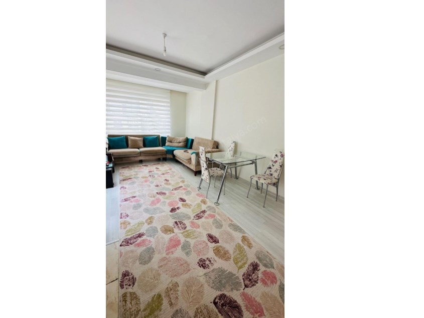 KIZILTOPRAK ŞEHİTLER PARKI YAKINI KATTA FIRSAT 2+1 DAİRE 