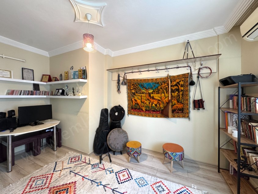  BAHÇELİEVLERDE DENİZE YÜRÜME MESAFESİNDE ASANSÖRLÜ 3+1 FIRSAT DAİRE