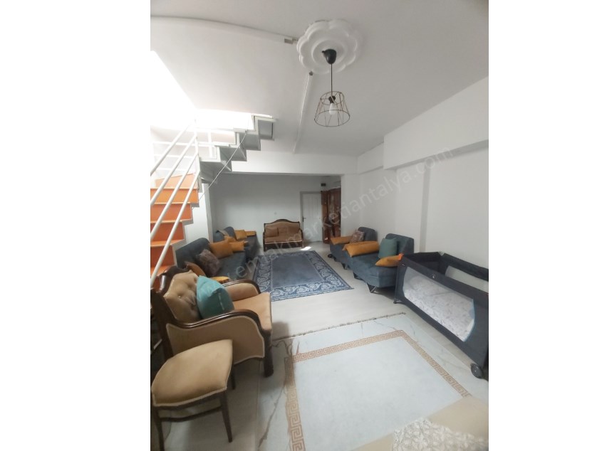 KIZILTOPRAK MAHALLESİ TRAMVAY YAKINI GENİŞ KULLANIŞLI 3+1 DAİRE