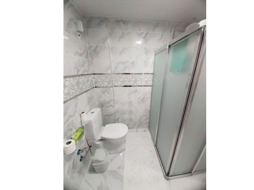 KIZILTOPRAK MAHALLESİ TRAMVAY YAKINI GENİŞ KULLANIŞLI 3+1 DAİRE