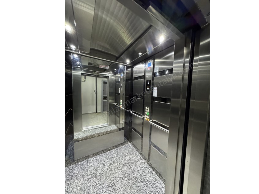YENİGÜNDE MEVLANA CADDESİ YAKINI LÜKS 1+1 ARAKAT DAİRE