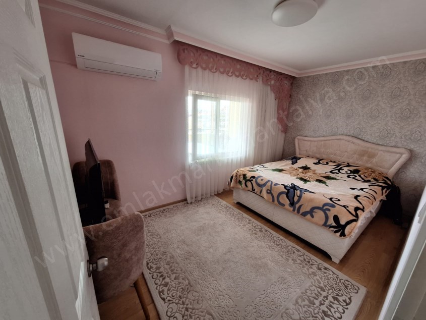 5+1 DOĞALGAZLI 2 MUTFAKLI İÇİ YAPILI NET 280 M² DUBLEKS 