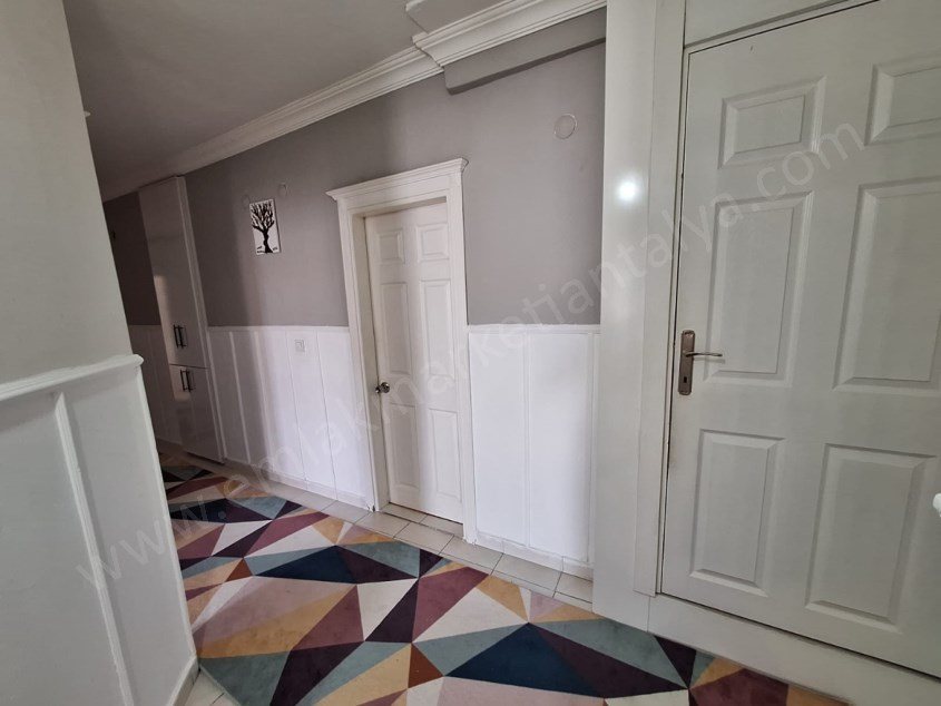 5+1 DOĞALGAZLI 2 MUTFAKLI İÇİ YAPILI NET 280 M² DUBLEKS 