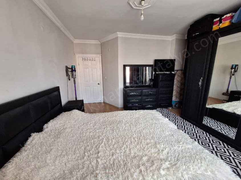 5+1 DOĞALGAZLI 2 MUTFAKLI İÇİ YAPILI NET 280 M² DUBLEKS 