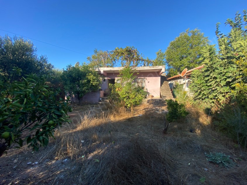 BARAJ MAHALLESİNDE 228 M² ARSA İÇERİSİNDE MÜSTAKİL EV