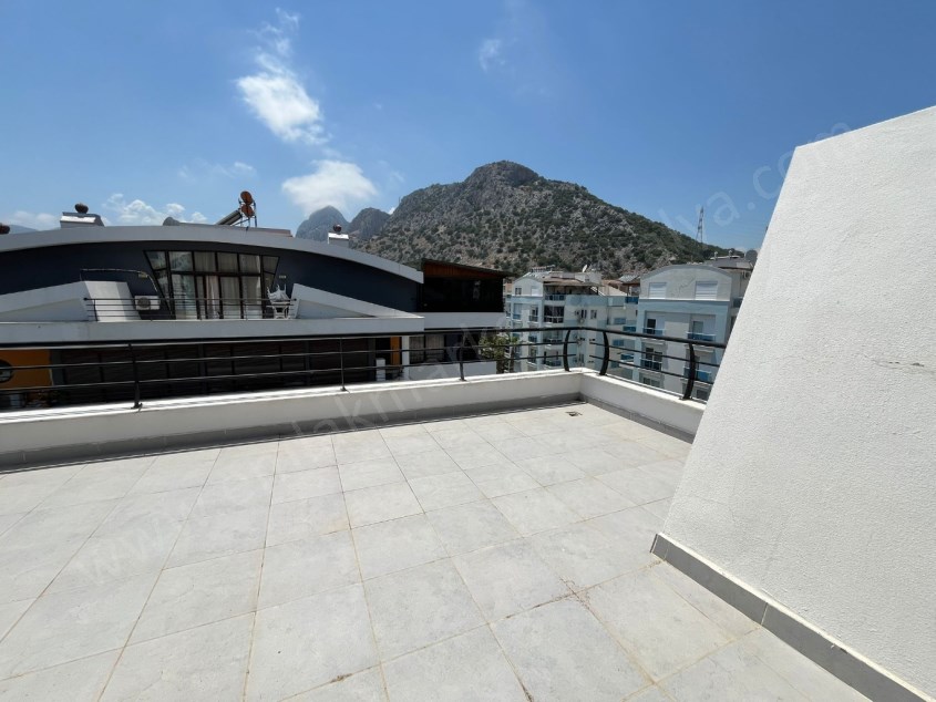 HURMADA DENİZE 5 DK. MESAFEDE  DUBLEKS LÜKS DAİRE