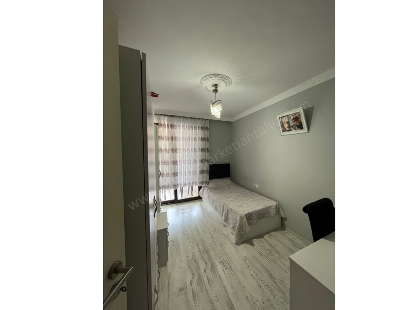HURMADA DENİZE 5 DK. MESAFEDE  DUBLEKS LÜKS DAİRE