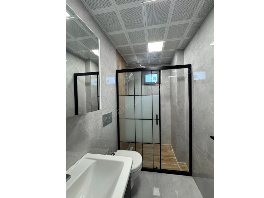 KIZILTOPRAK TRAMVAY YAKINI KATTA SIFIR 2+1 DAİRELER 