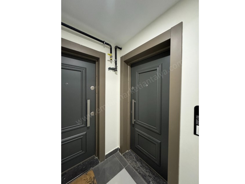 KIZILTOPRAK TRAMVAY YAKINI KATTA SIFIR 2+1 DAİRELER 