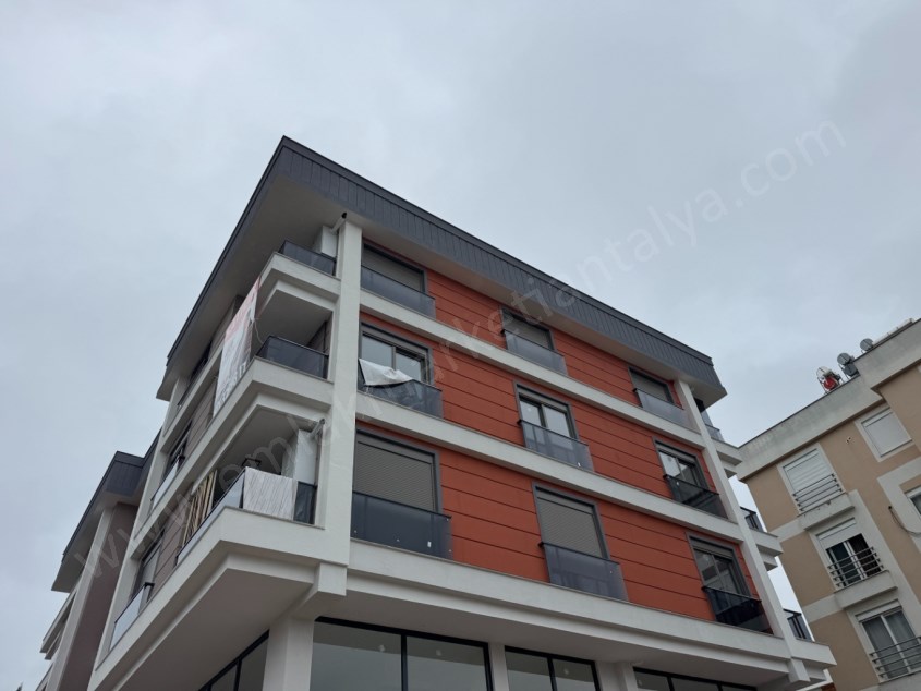 KIZILTOPRAK TRAMVAY YAKINI KATTA SIFIR 2+1 DAİRELER 