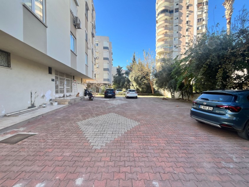 ÇAĞLAYAN 3+1 İÇİ YENİ D.GAZ AYRI MUTFAK SAHİL YÜRÜYÜŞ YOLU 5 DK