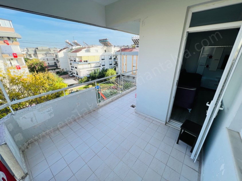 NÜFUS MÜDÜRLÜĞÜ YAKINI ARAKAT ÖNÜ AÇIK 3+1