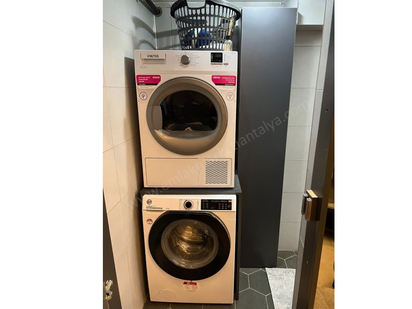 ARAŞTIRMA HASTANESİNE YÜRÜYÜŞ MESAFELİ LÜKS FULL EŞYALI 1+1 